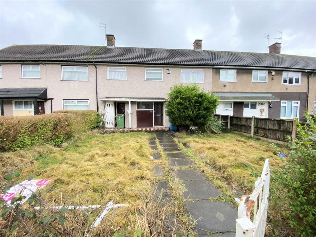 4 bedroom town house for sale in Colton Road, Childwall, Liverpool, L25