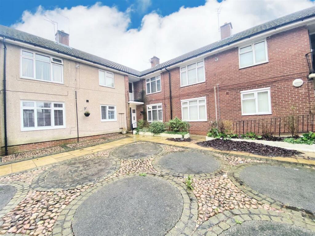 2 bedroom apartment for sale in East Prescot Road, Knotty Ash