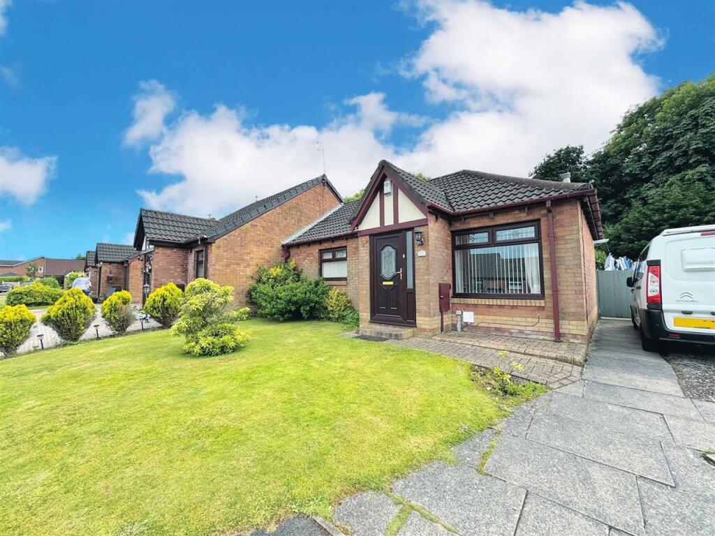 2 bedroom bungalow for sale in Woodvale Road, West Derby, Croxteth Park