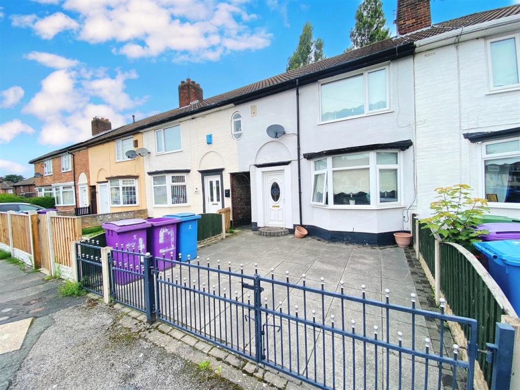 3 bedroom town house for sale in Alstonfield Road, Dovecot, Liverpool, L14