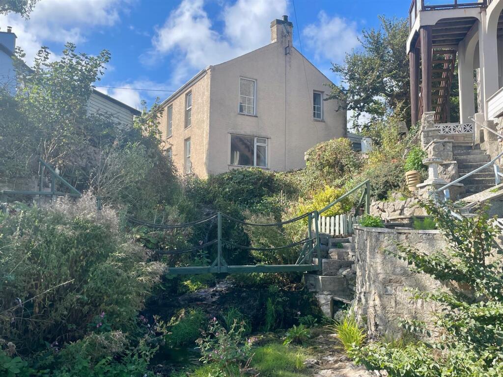 Main image of property: Moelfre