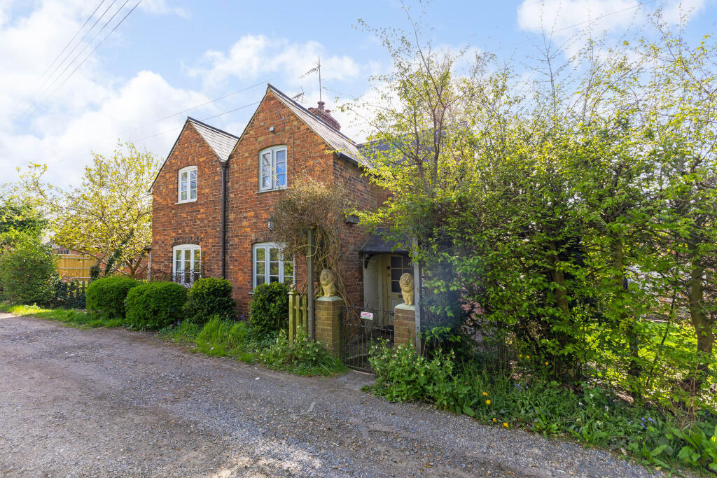 Main image of property: Aynho Wharf, Aynho, OX17