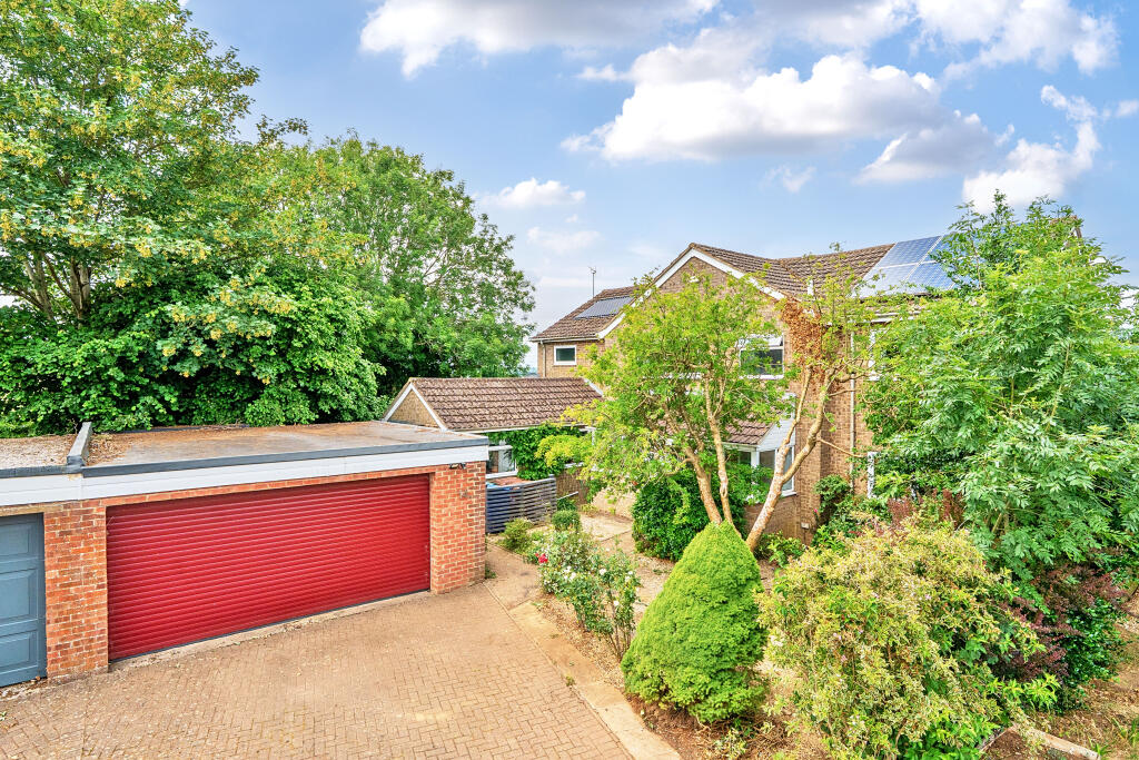 Main image of property: The Daedings, Deddington, OX15