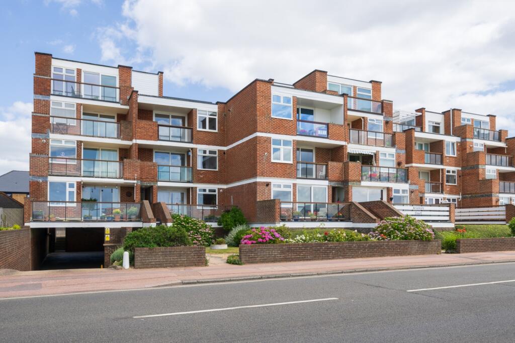 Main image of property: Arismore Court, Lee-on-the-Solent, PO13 9ED