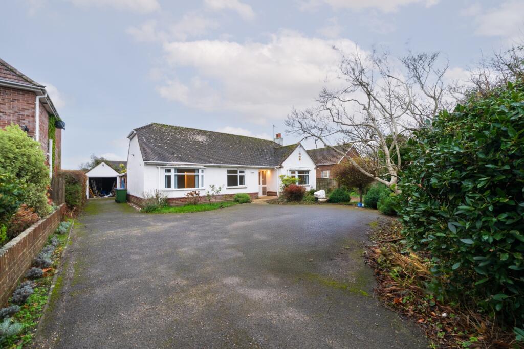 Main image of property: Mays Lane, Fareham, Hampshire, PO14
