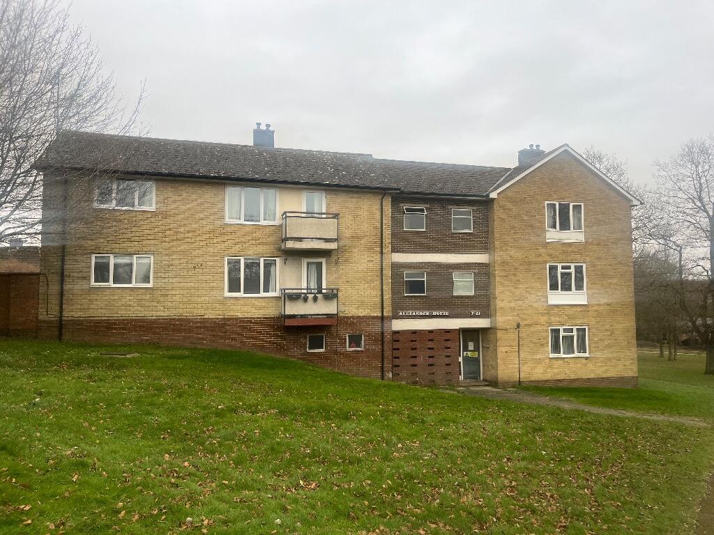 2 bedroom flat for sale in **EXTENDED LEASE**Sidbury Heights, Sidbury