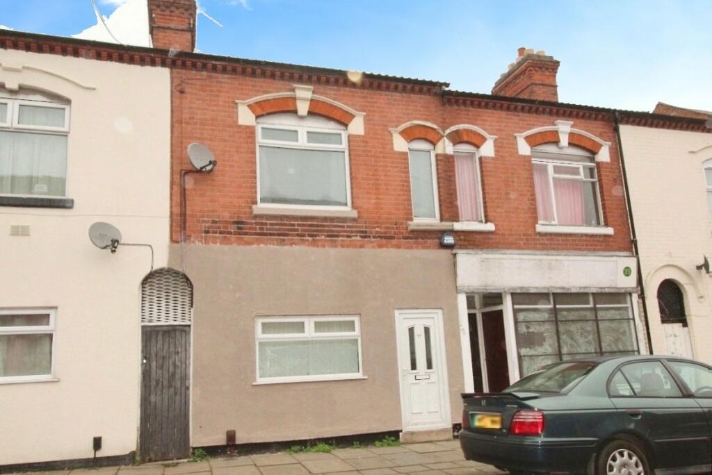 3 bedroom terraced house for rent in Beatrice Road, Leicester, LE3