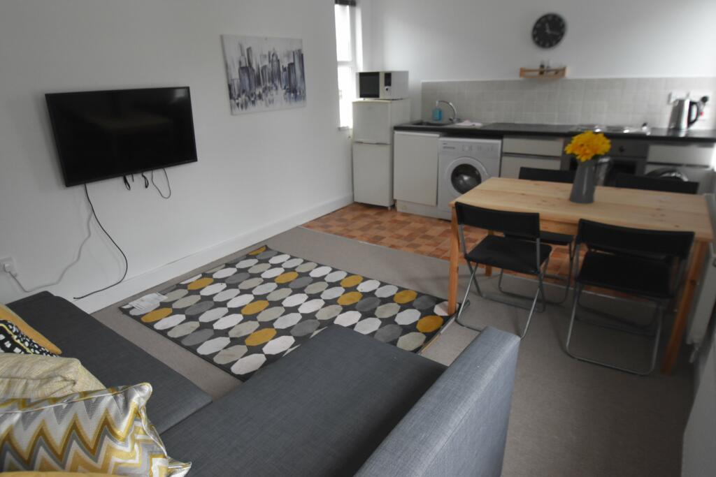 Additional property image - Woodville road, Cathays, Cardiff