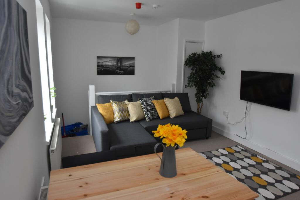 Additional property image - Woodville road, Cathays, Cardiff