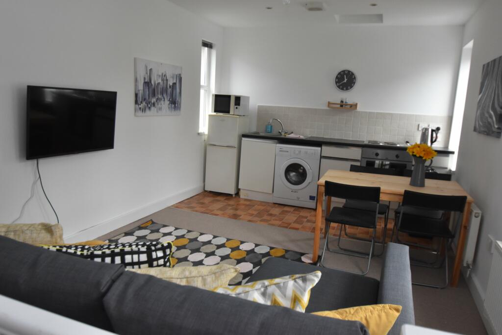 Additional property image - Woodville road, Cathays, Cardiff