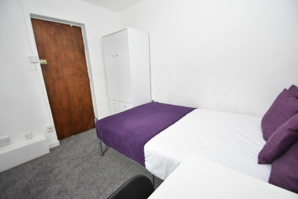 Additional property image - Minny Street, Cathays, Cardiff