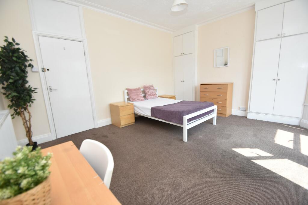 Additional property image - Monthermer Road, Cathays, Cardiff
