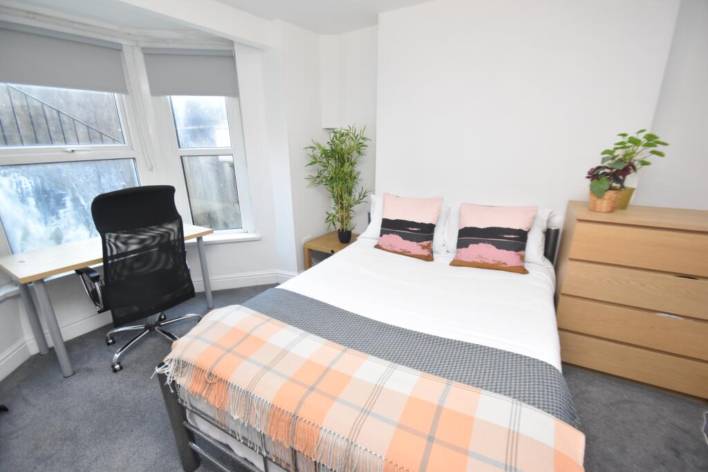 Additional property image - Cathays Terrace, Cathays, Cardiff