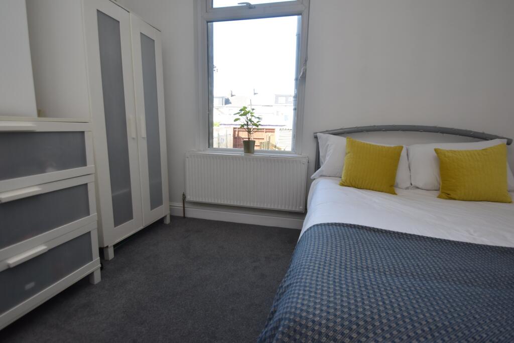 Additional property image - Cathays Terrace, Cathays, Cardiff