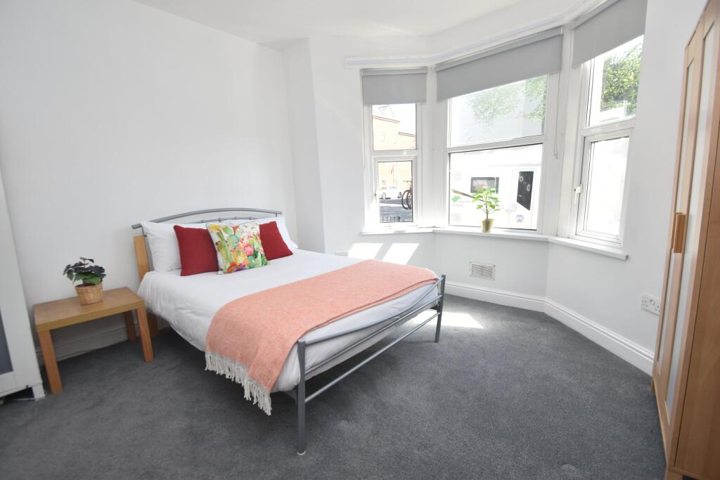 Additional property image - Cathays Terrace, Cathays, Cardiff