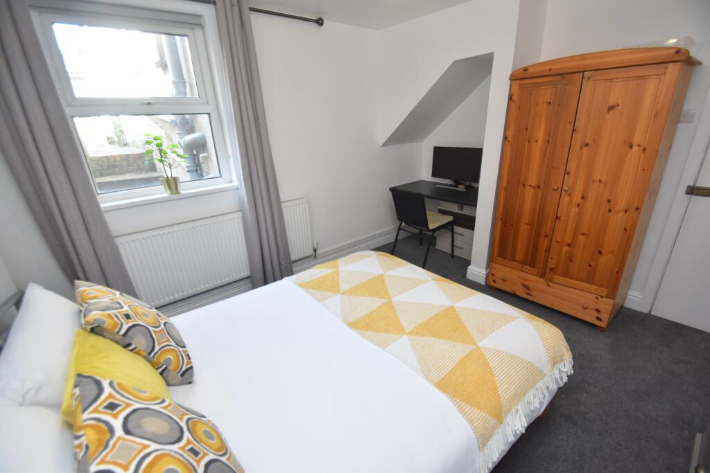 Additional property image - Cathays Terrace, Cathays, Cardiff