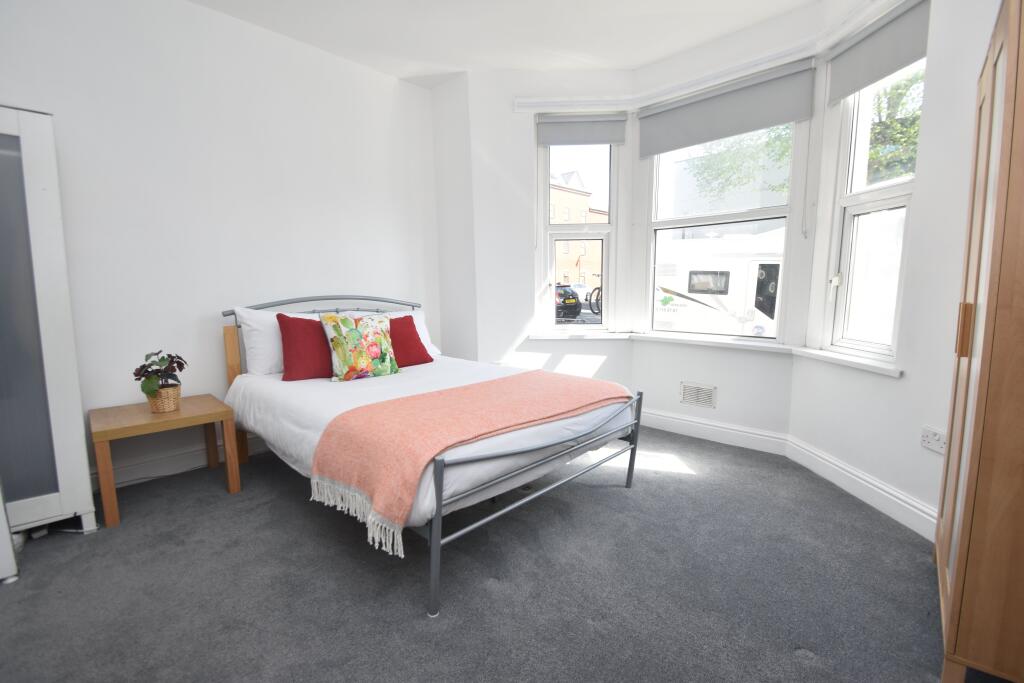 Additional property image - Cathays Terrace, Cathays, Cardiff
