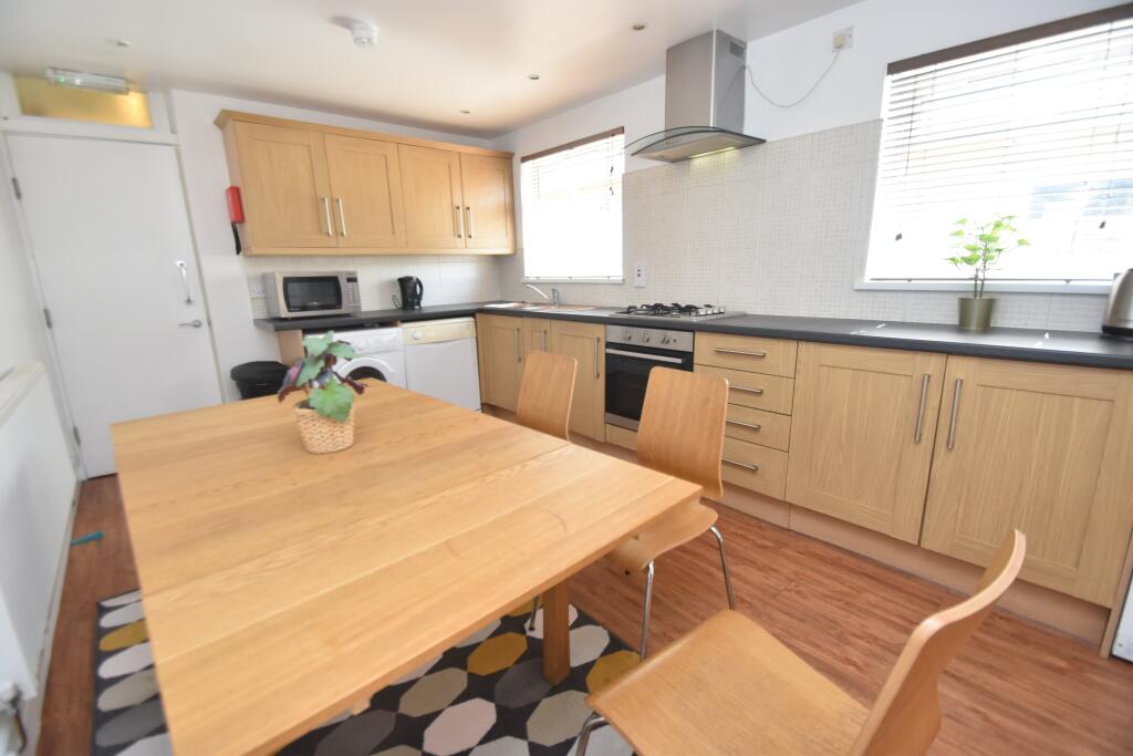 Additional property image - Cathays Terrace, Cathays, Cardiff