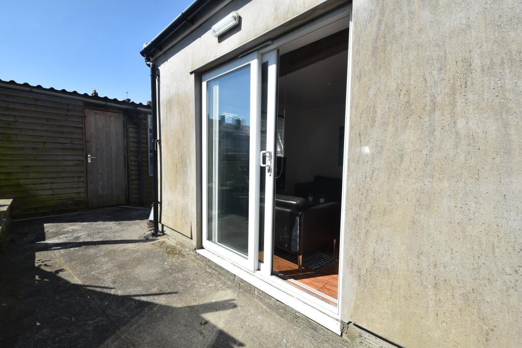 Additional property image - Cathays Terrace, Cathays, Cardiff