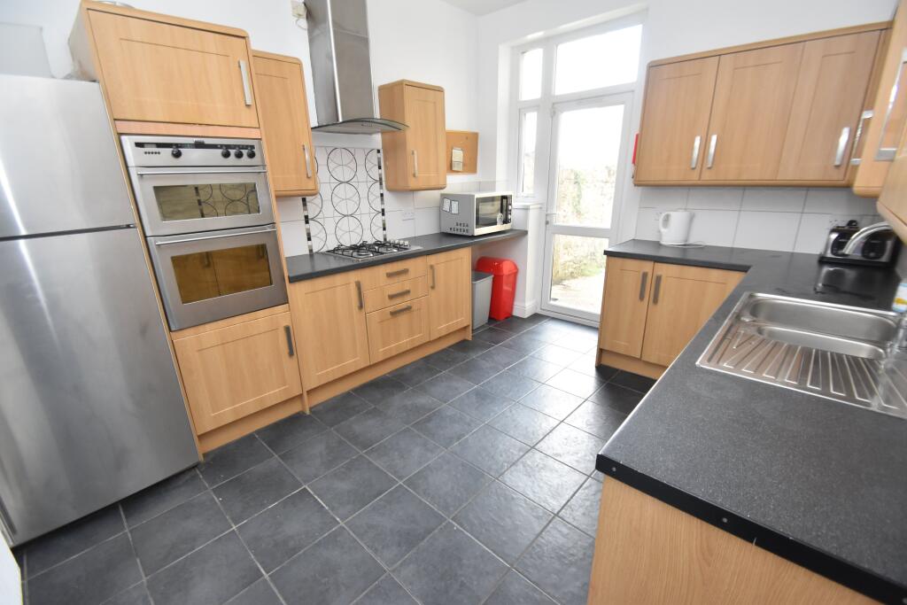 Main image of property: Cogan Terrace, Cathays, Cardiff