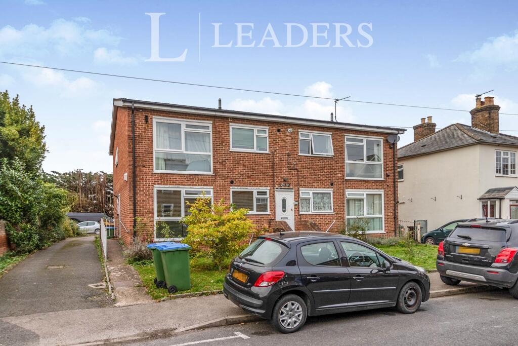 Main image of property: Willow Lodge, 6 Pemberton Road, East Molesey, KT8