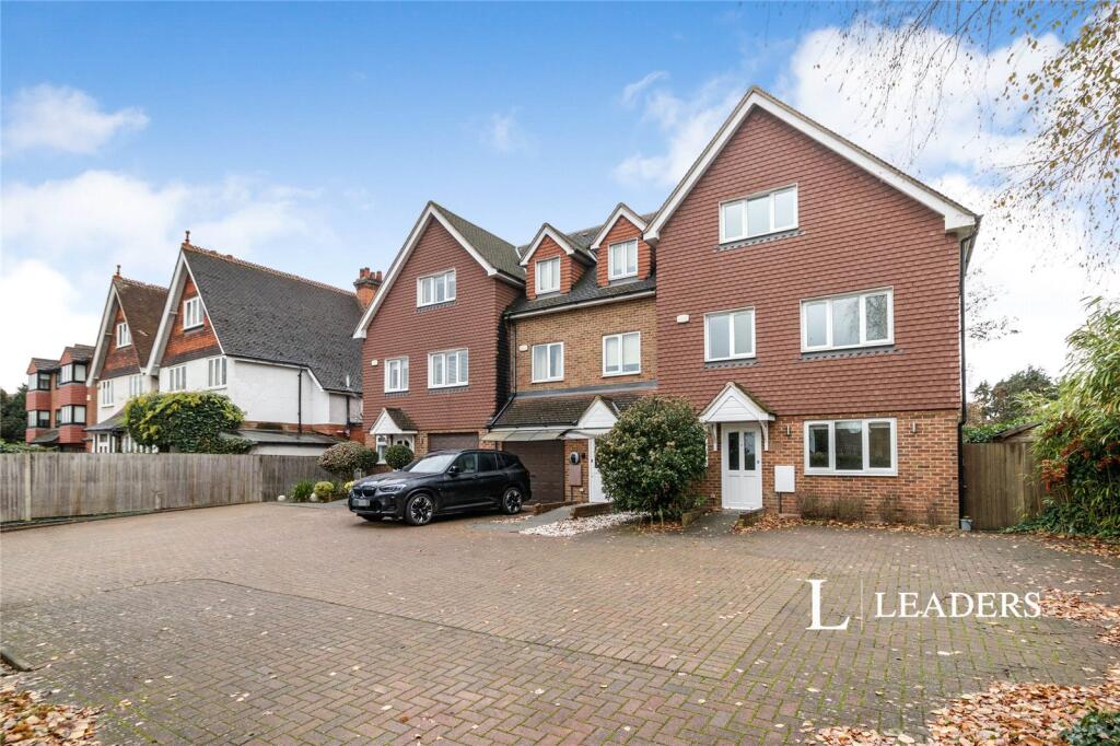 Main image of property: Hersham Road, Hersham, Walton-on-Thames, KT12