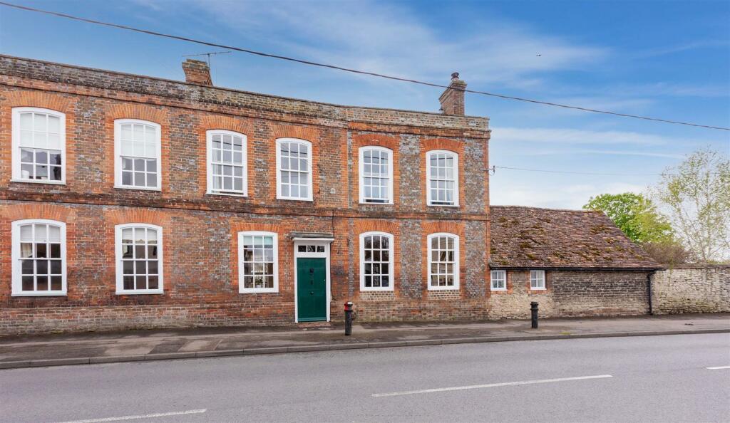 Main image of property: High Street, Benson, Wallingford