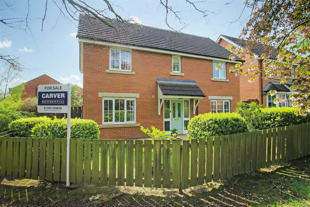 4 bedroom detached house for sale in Cherrytree Drive, School Aycliffe, DL5