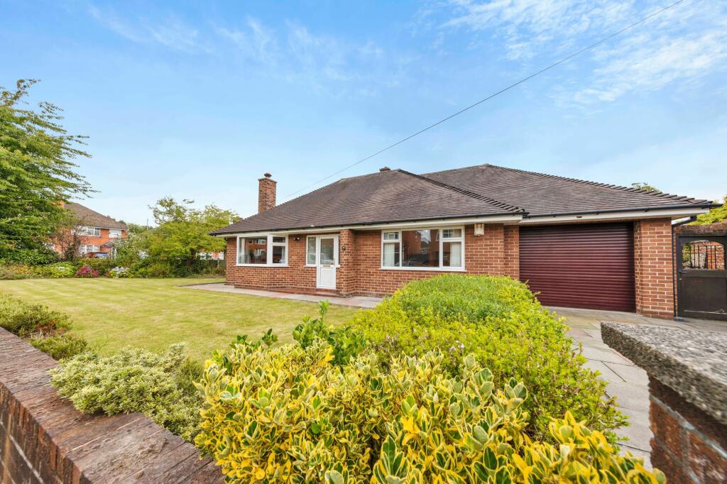 2 bedroom detached bungalow for sale in Ashbourne Road, Great Sankey, WA5