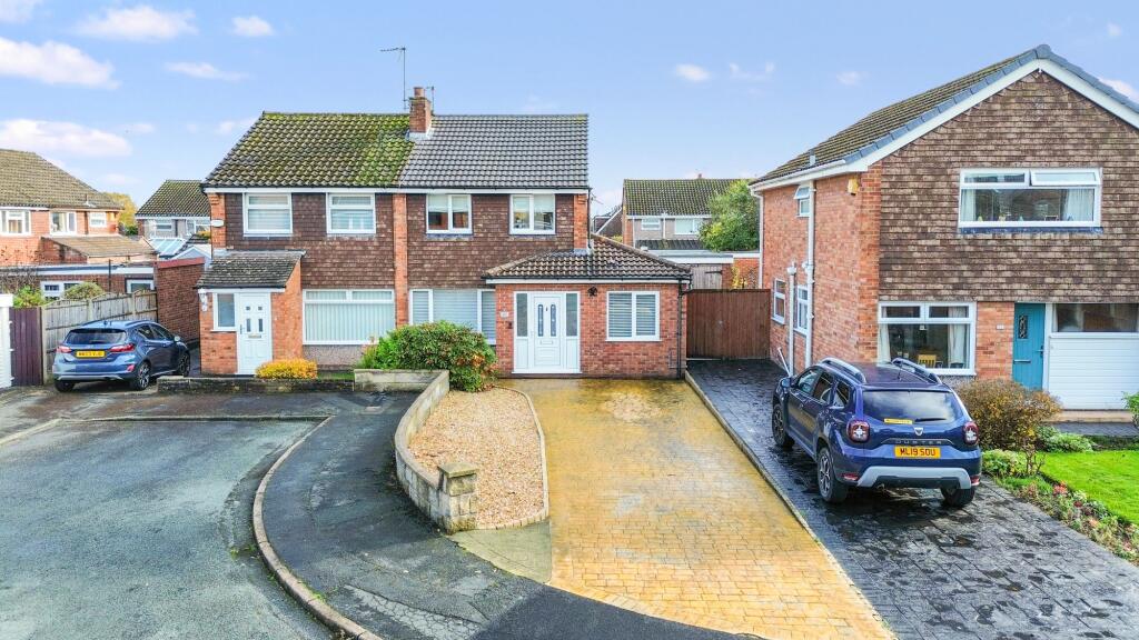 Main image of property: Kintore Drive, Great Sankey, WA5