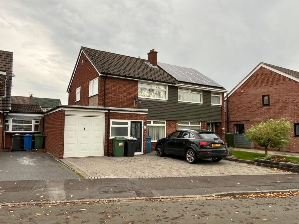 Main image of property: Wroxham Road, Great Sankey, WA5