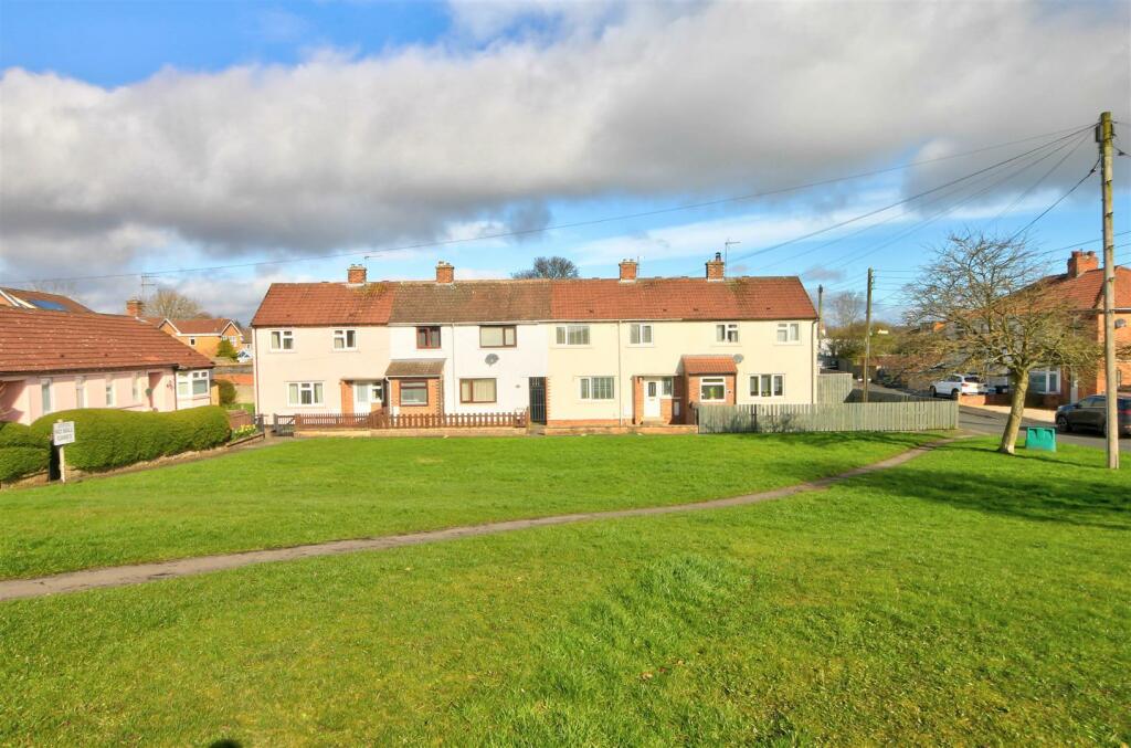 2 bedroom terraced house for sale in Hawthorn Avenue, Scotton