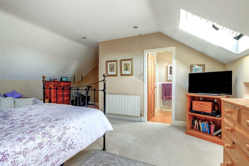 Additional property image - Ravensworth, Richmond