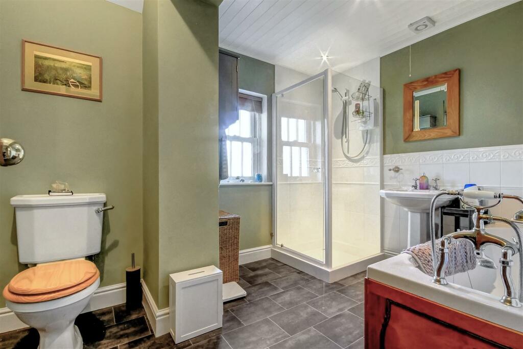 Additional property image - Ravensworth, Richmond