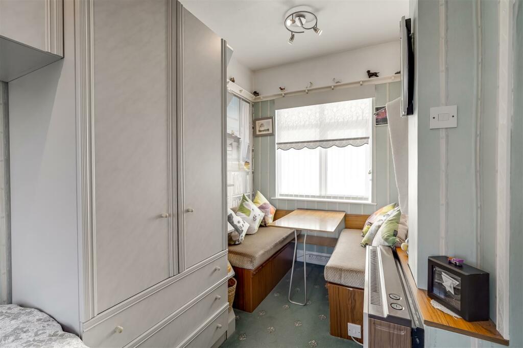 Additional property image - Priory Villas, Richmond