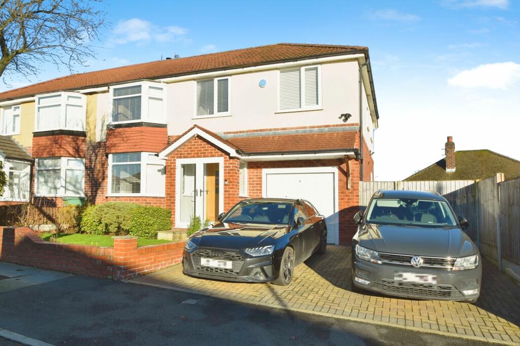 5 bedroom semidetached house for sale in Montgomery Drive, Bury, BL9