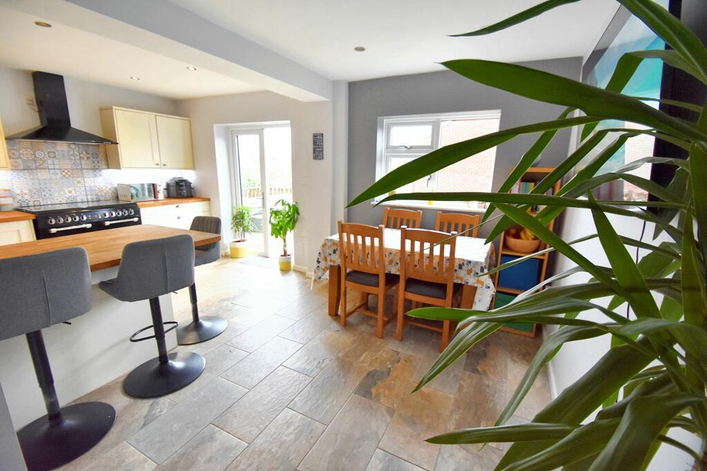 Additional property image - Burndale Drive, Bury, BL9