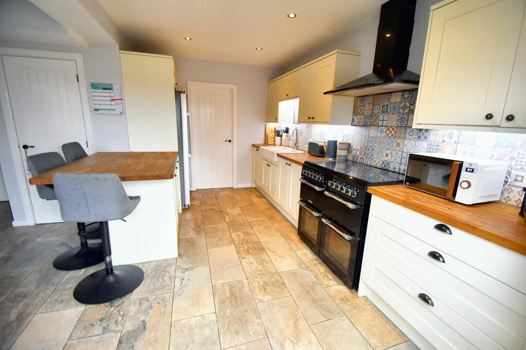 Additional property image - Burndale Drive, Bury, BL9
