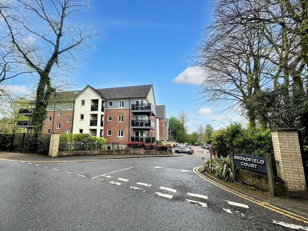 Main image of property: Park View Road, Prestwich, M25
