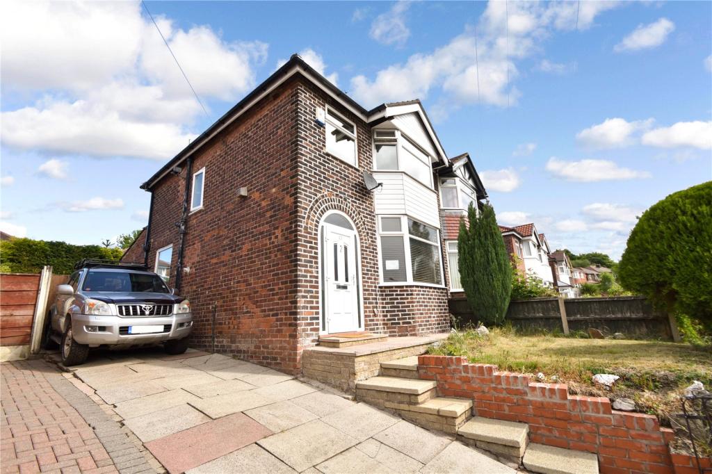 3 bedroom semidetached house for sale in Agecroft Road East, Prestwich