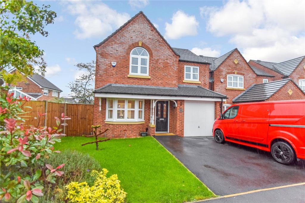4 bedroom detached house for sale in Kentmere Close, Unsworth, Bury, Lancs, BL9