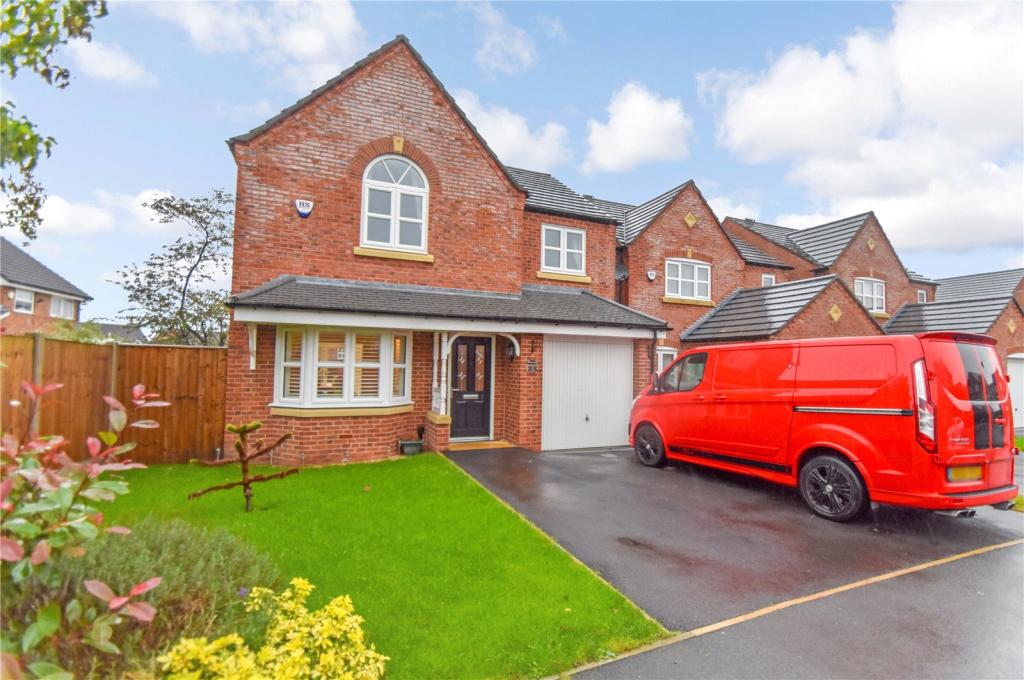 4 bedroom detached house for sale in Kentmere Close, Unsworth, Bury