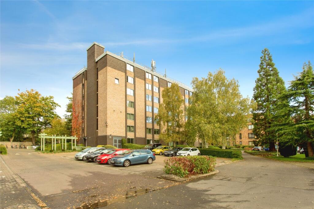 Main image of property: Manhattan Drive, Cambridge, Cambridgeshire, CB4