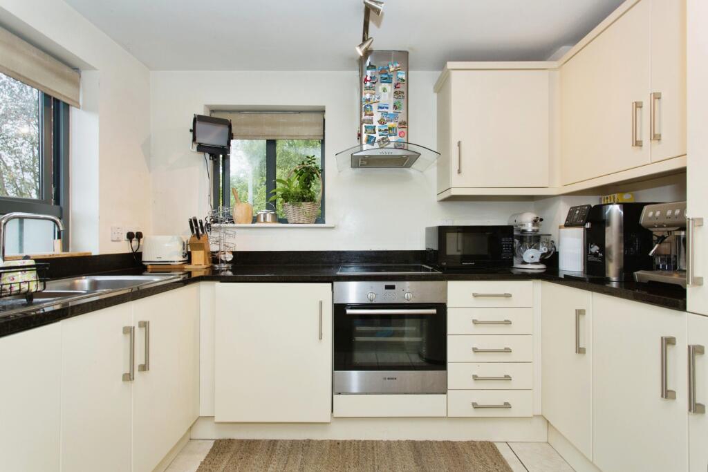 Additional property image - Parkhouse, 40 Queen Ediths Way, Cambridge, Cambridgeshire, CB1