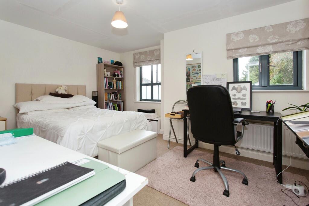 Additional property image - Parkhouse, 40 Queen Ediths Way, Cambridge, Cambridgeshire, CB1