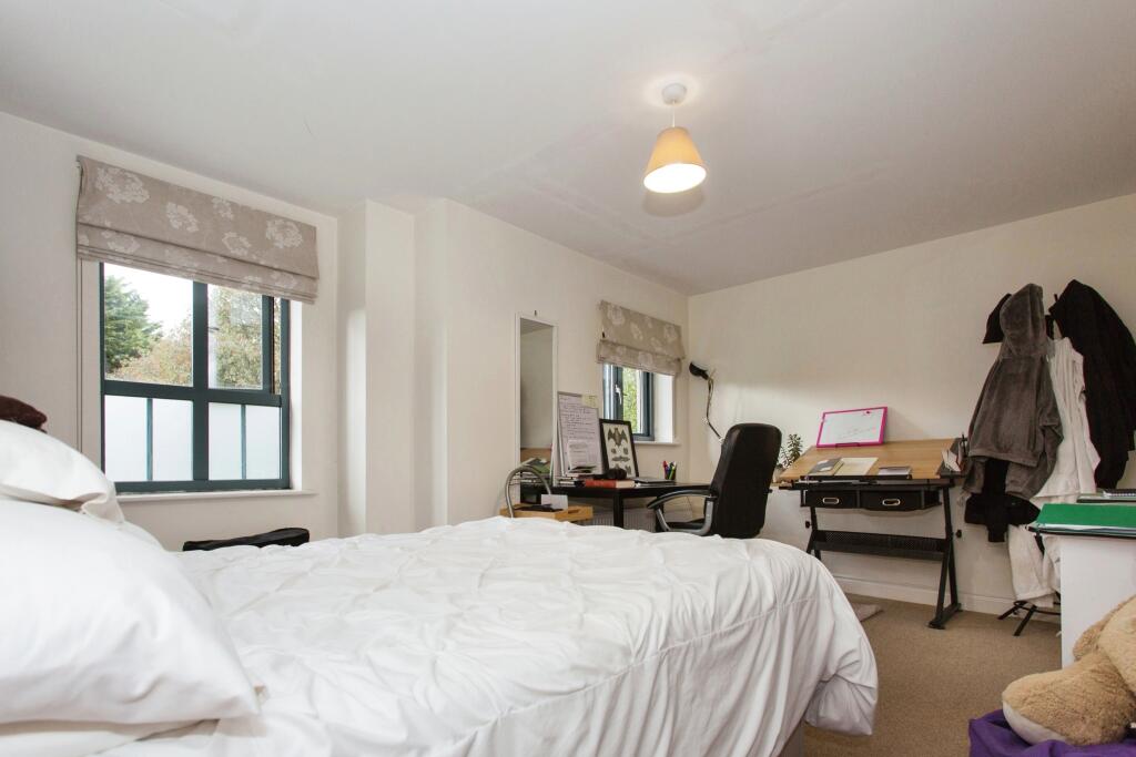 Additional property image - Parkhouse, 40 Queen Ediths Way, Cambridge, Cambridgeshire, CB1