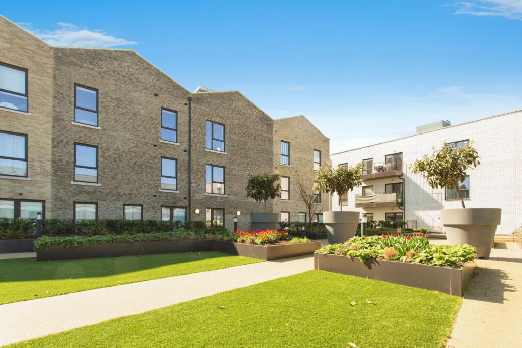 Main image of property: Valiant Lane, CAMBRIDGE, Cambridgeshire, CB5