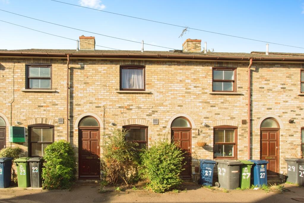 Main image of property: York Terrace, Cambridge, Cambridgeshire, CB1