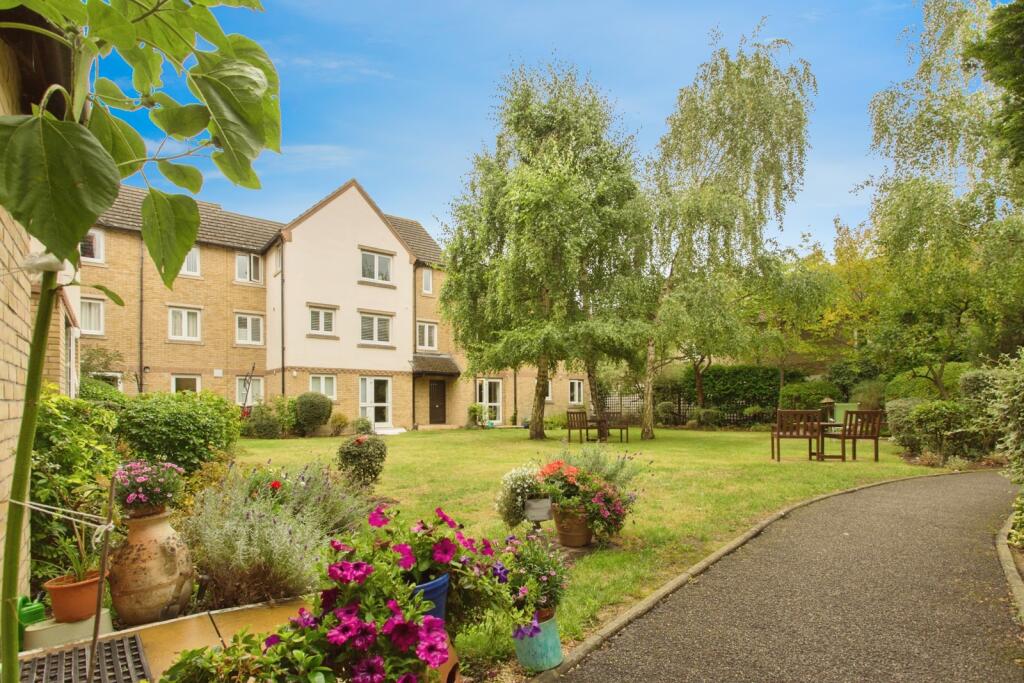 Main image of property: Haig Court, Cambridge, Cambridgeshire, CB4
