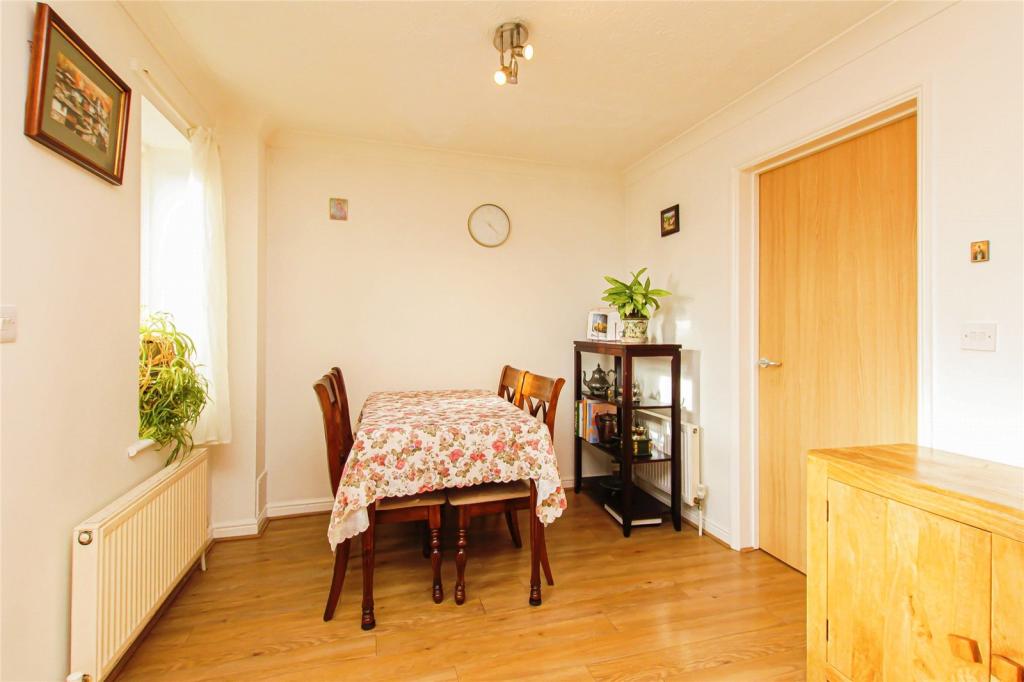 2 bedroom semidetached house for sale in St. Andrews Close, Sutton
